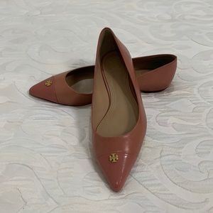 TORY BURCH pointed toe flats